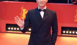 吃瓜鹅每日爆料杜江,吃瓜鹅每日爆料，揭秘明星背后的故事